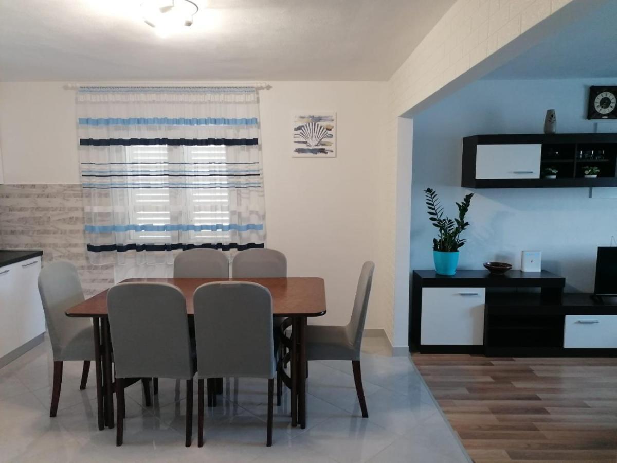 Apartment Slavica トロギール エクステリア 写真