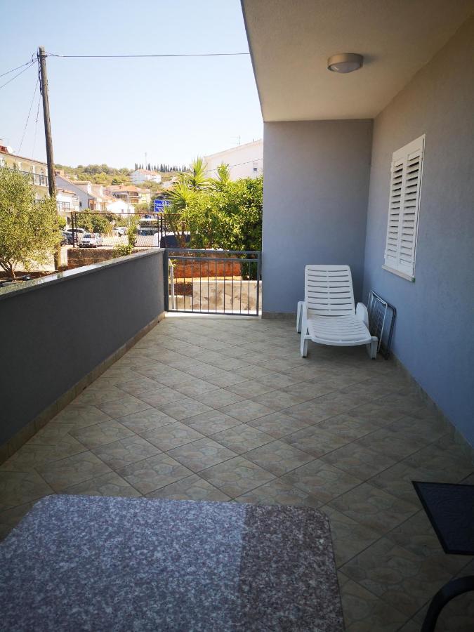 Apartment Slavica トロギール エクステリア 写真